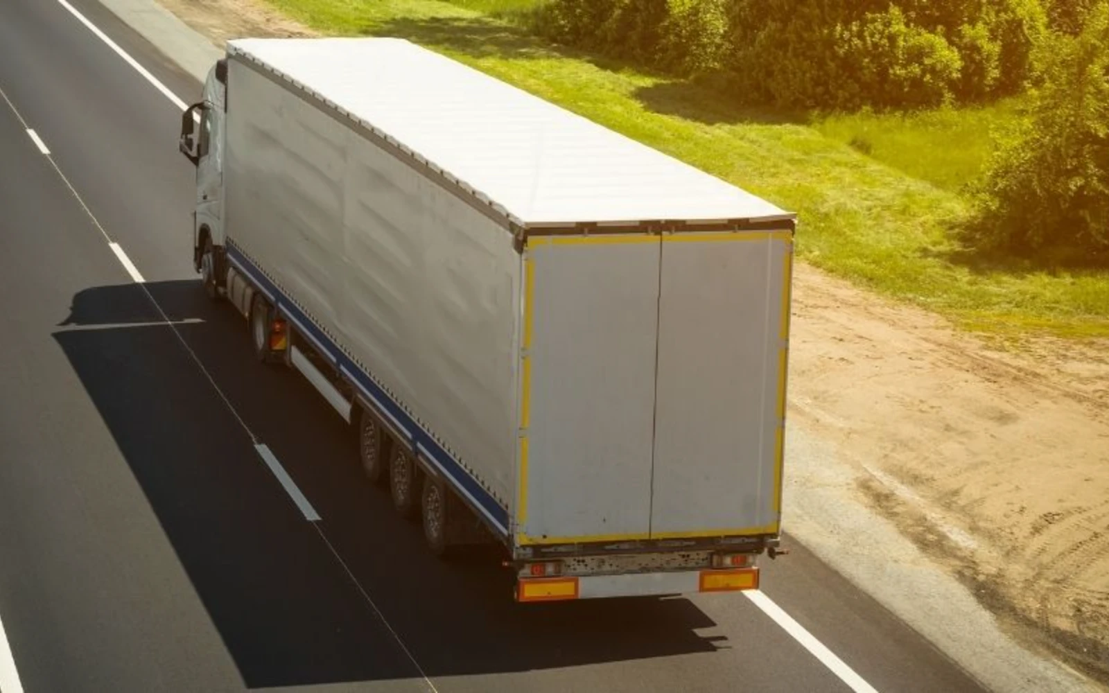 Ankara ve Karşıyaka Arası Ambar Taşımacılık